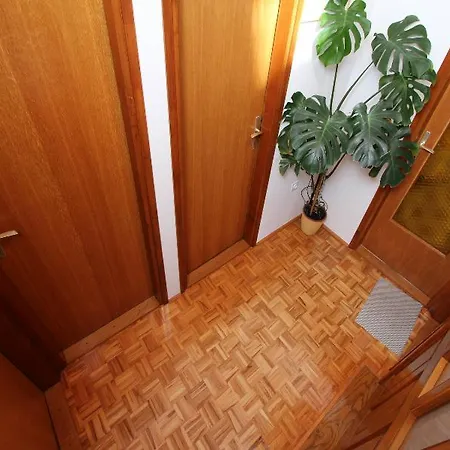 Апартаменты Apartments Milka Ровинь